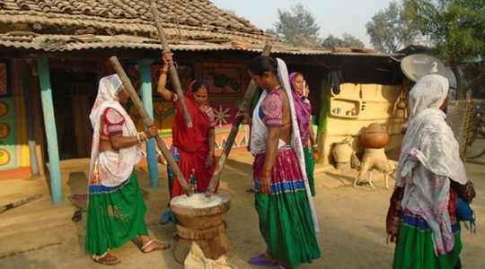 थारु महिलाको अवस्था